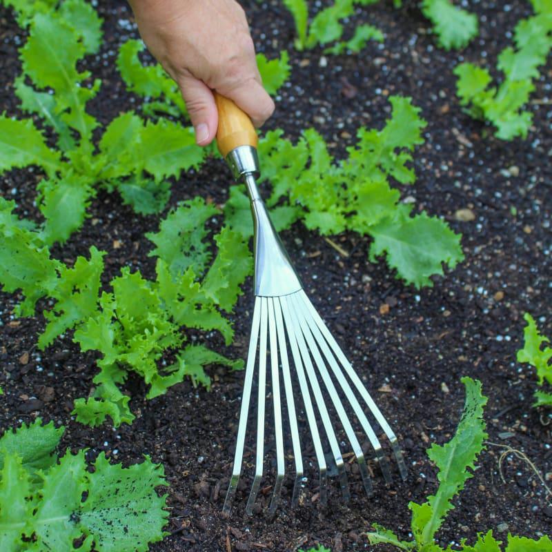 Tierra Garden Hand Rake